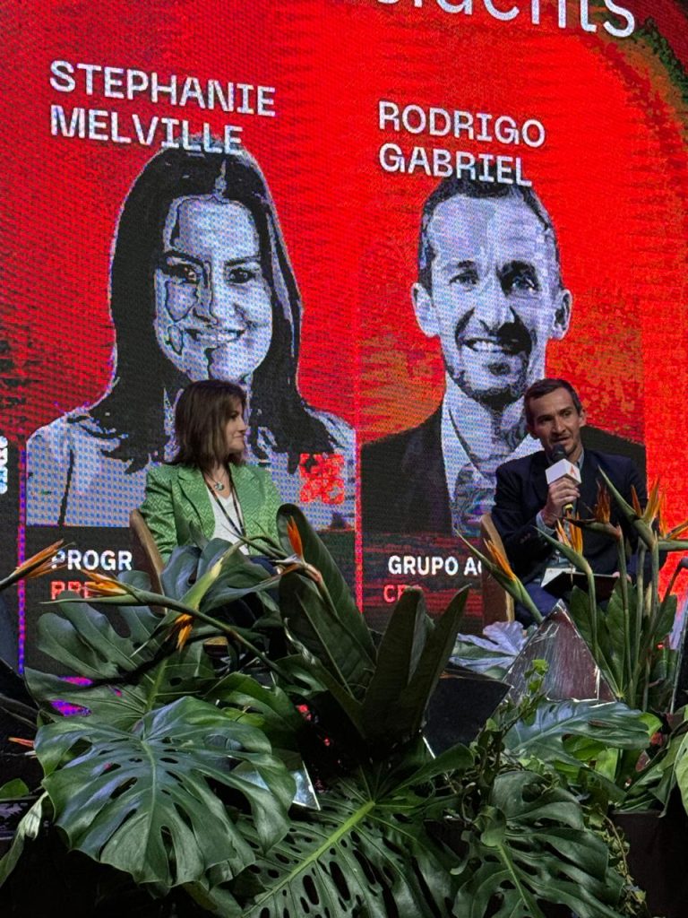 Rodrigo Gabriel en el Volcano Summit